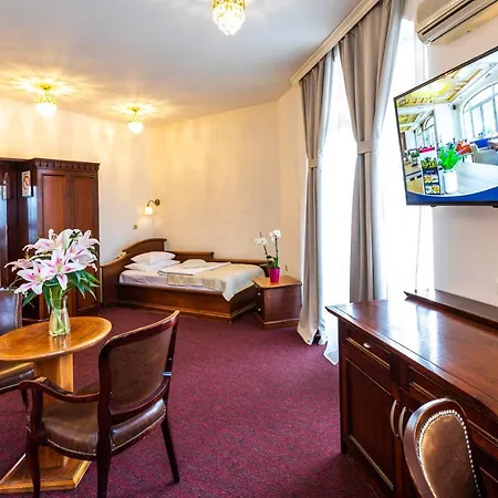 Garni Hotel Royal Crown Subotica Exterior foto
