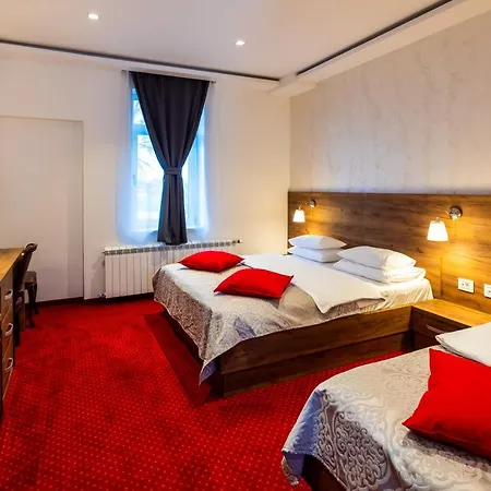 Garni Hotel Royal Crown Subotica Exterior foto