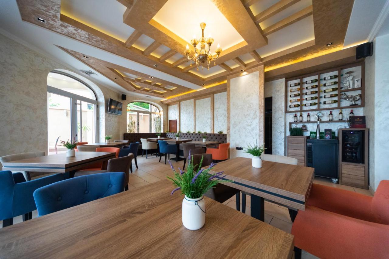 Garni Royal Crown Hotel 3*