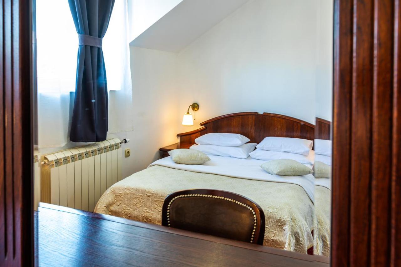 Garni Royal Crown 3* Subotica