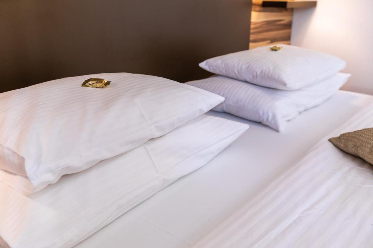 Garni Royal Crown 3* Subotica