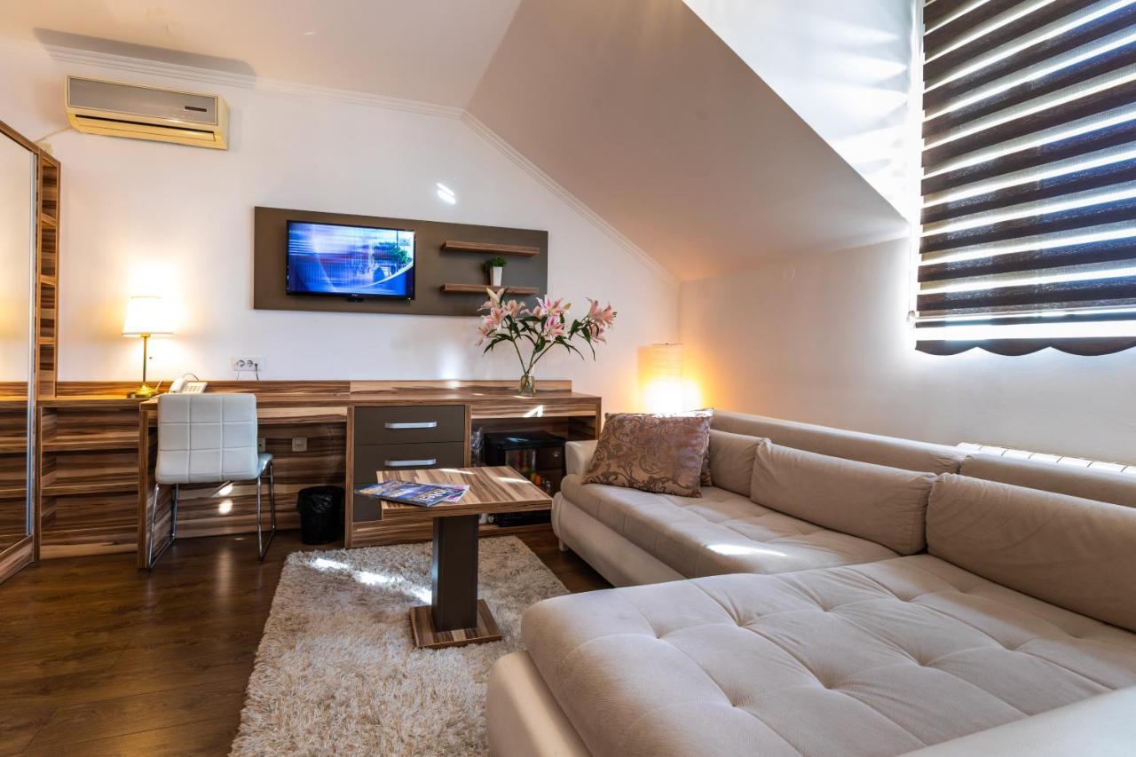 Garni Royal Crown 3* Subotica