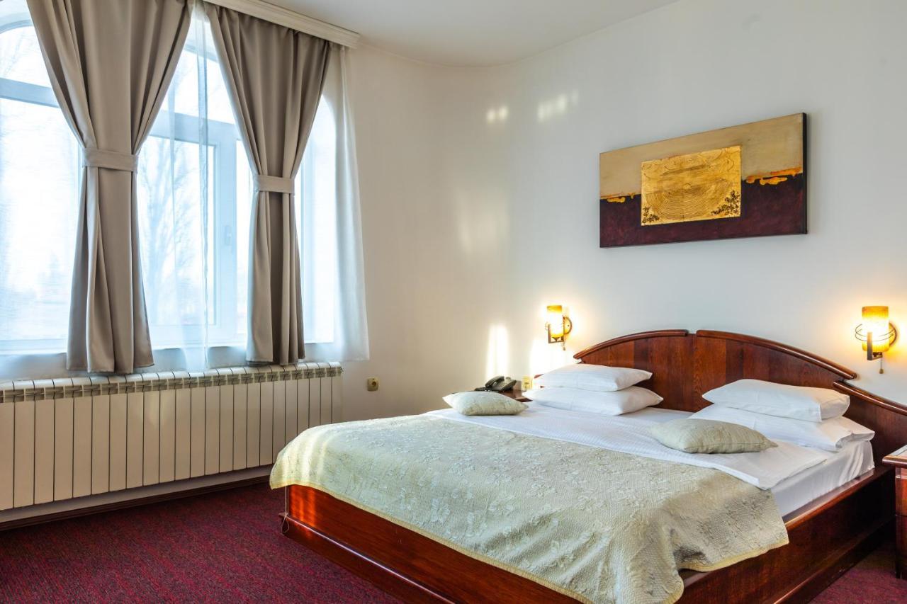 Hotel Garni Royal Crown