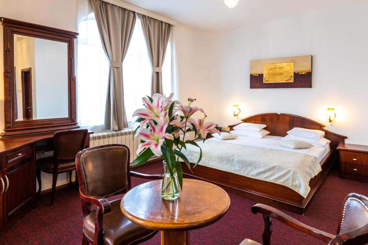 Garni Royal Crown 3* Суботица
