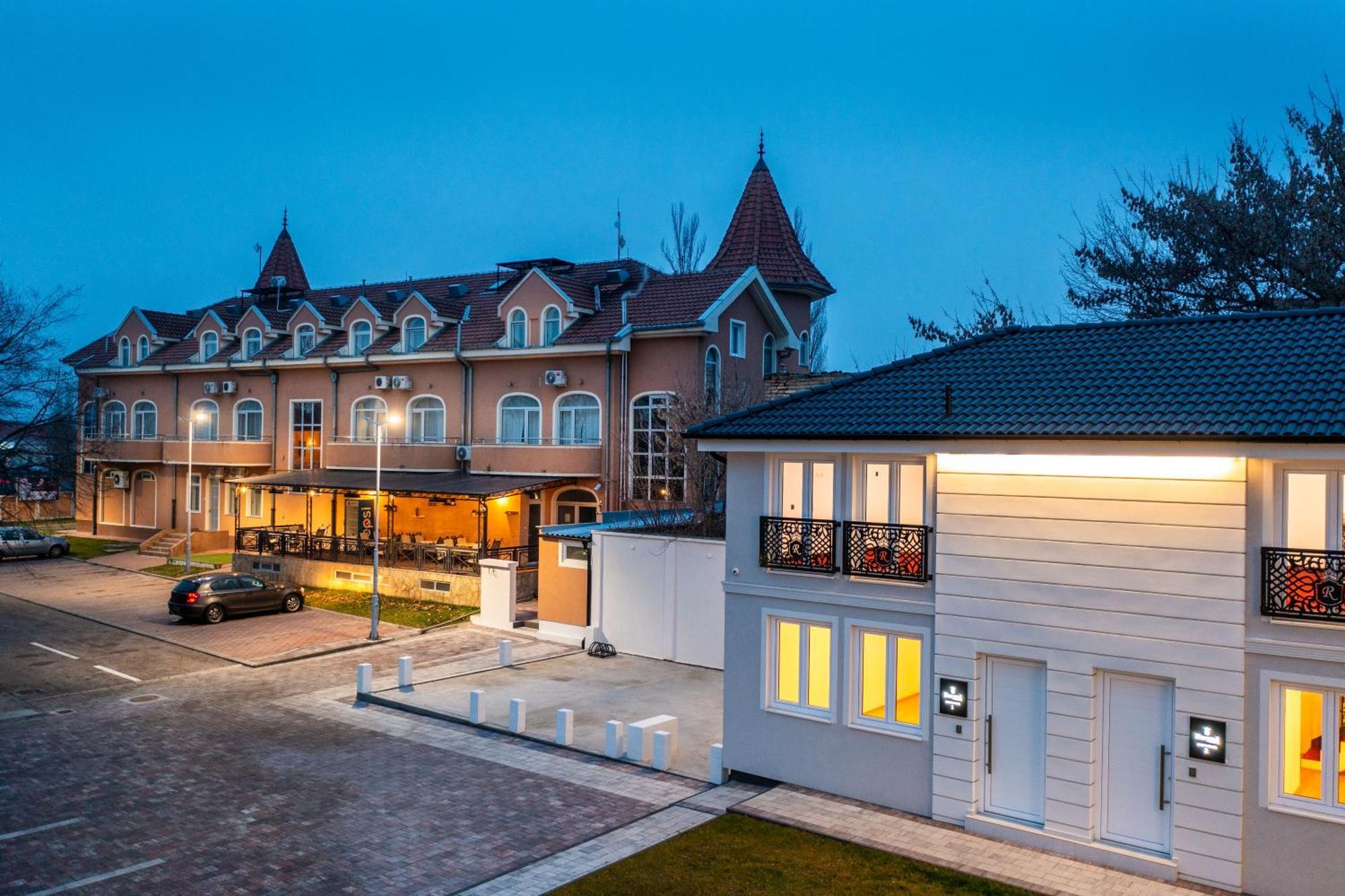 Hotel Garni Royal Crown