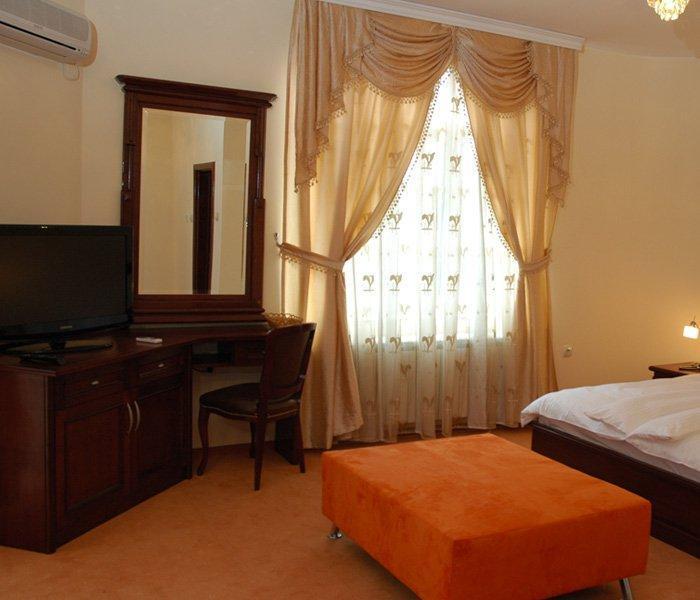 Garni Royal Crown Отель